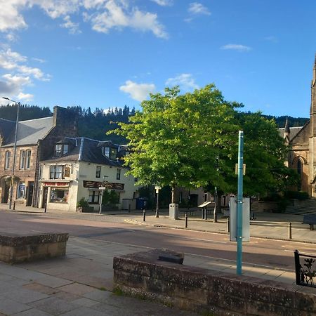 Stunning Village Centre Holiday Home 칼란더 외부 사진